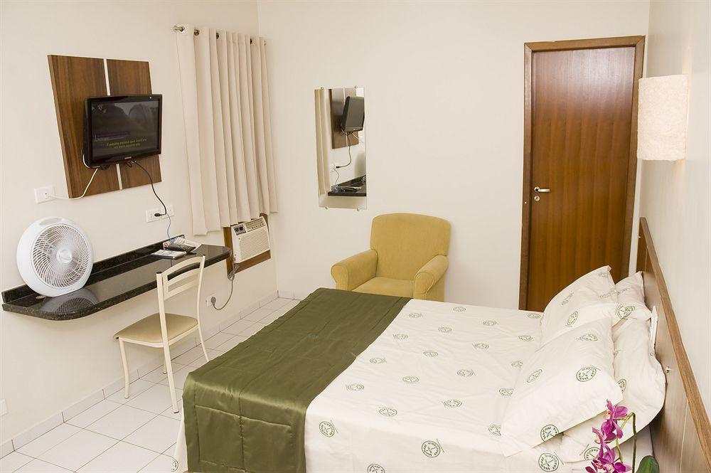 Hotel Araucaria Business - Maringa